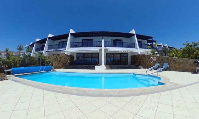 Puerto Calero Villa | A Wonderful Frontline Villa to Watch the Boats Go By!