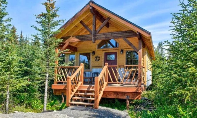 Anchor Point House | A Woodland Cottage-Fireweed Meadow Vacation Rental