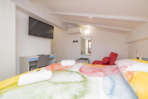 Cesate Apartment | A7 Moonlight AMPIO MONOLOCALE MI-Rho-Fiera-MXP Airport-Como