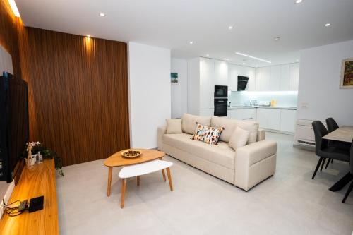 Kodrra Apartment | AA flat