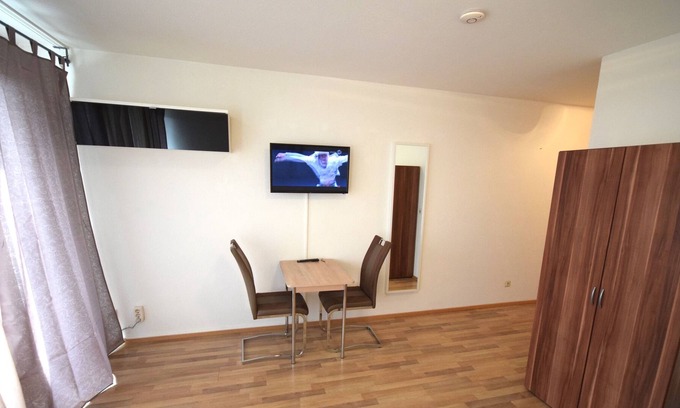 Kornwestheim Apartment | AB Apartment 74 - In Kornwestheim