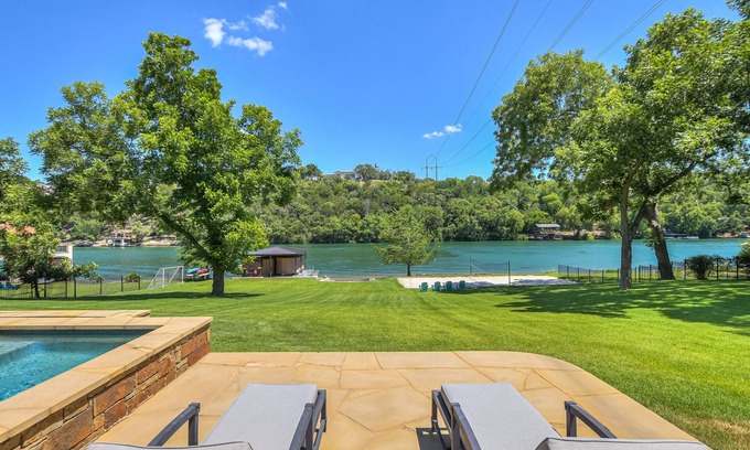 Lower Basin Lake Travis House | Above Elite I Sand Volleyball | Lake Austin | PickleBall I Pool