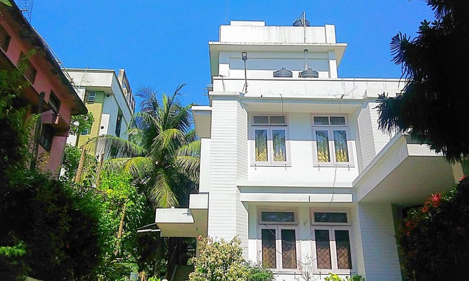 Sualkuchi House | AC, balcony & complimentary breakfast at Shivam Guest House by OK North East