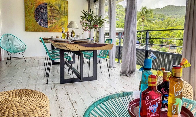 Anse Marcel Condo | Acacia Secret, 3 min walk from Anse Marcel beach, on the Marina