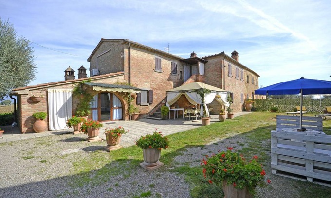 Cortona Other | Accommodation ∙ 5 bedrooms ∙ 10 guests