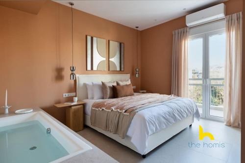 Kinosargous Apartment | Acropolis View Luxe King-Suite W Ensuite Whirlpool