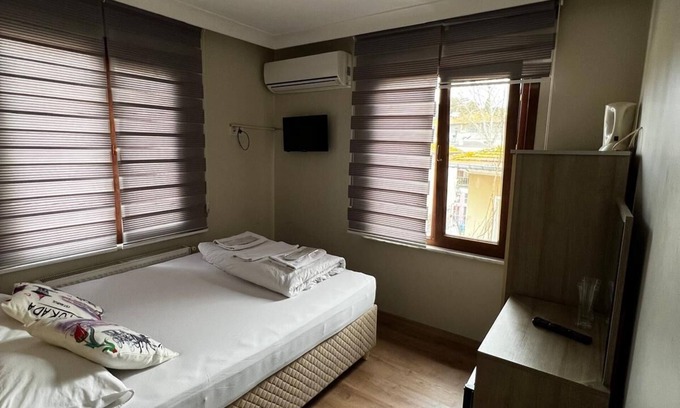 Adalar Hotel | Ada İnan Pansiyon