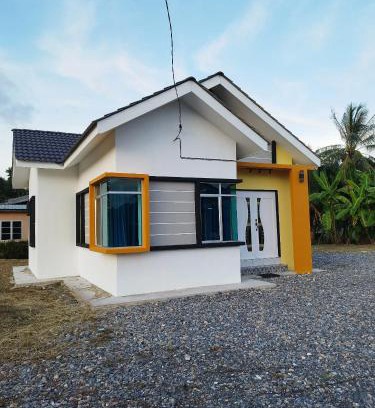 Kampung Hujong Bukit House | Adellea Homestay