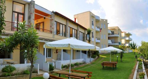 Kallithea Hotel | Adonis