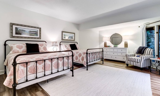 Fernandina Beach Apartment | Adorable 1 Bed/1 Bath Resort Suite - Minutes to Beach!