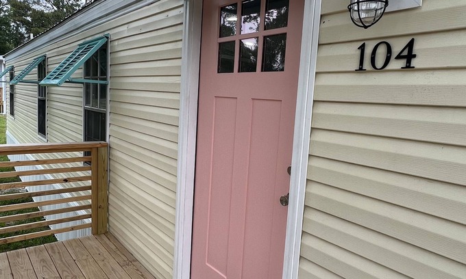 Holly Ridge House | Adorable little Beach Getaway close to Surf City NC