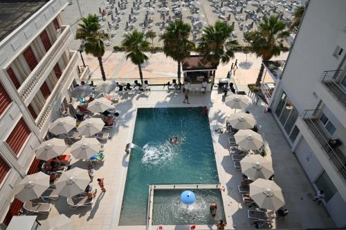 Shkembi i Kavajes Hotel | Adria Palace