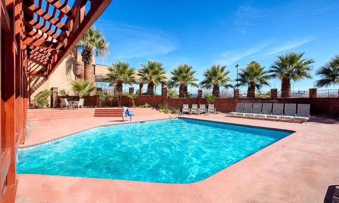 St. George Hotel | Adventure Awaits in Red Lion Hotel St. George! Pool, Free breakfast, Parking!