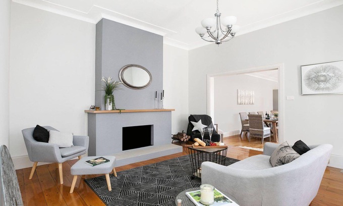Bowral House | Advilla - stylish, charming and central location