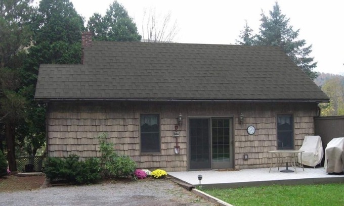 Windham House | Affordable Getaway in the Best of the Catskills - 5 minutes to Windham Mountain