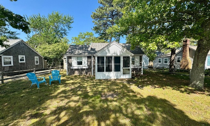 Dennis Port House | Affordable utterly charming old school beach cottage, 100 yards to Sea Street Beach and pool access!