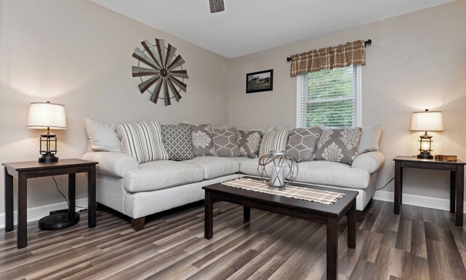 Afton House | Afton escape centrally located on the brew trail
