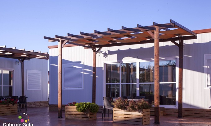 Pujaire House | agate 1