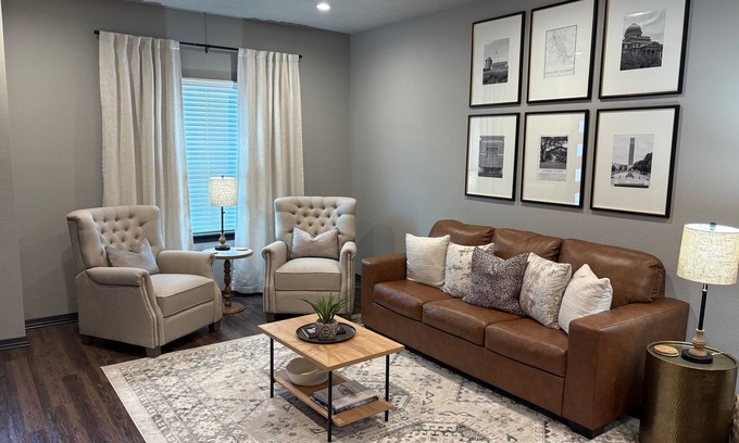 College Station Condo | Aggieland Getaway: 2BR/2.5BA Condo Minutes From Iconic Kyle Field & TAMU Campus!