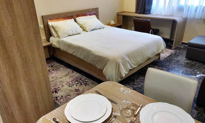 Thessaloniki City Centre Apartment | AGIAS SOFIAS STREET LUXURIOUS STUDIO