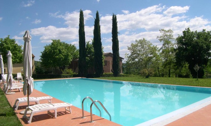 Certaldo Apartment | Agriturismo Avanella Appartamenti a 150 mt dalla piscina 150 mt from swimming pool