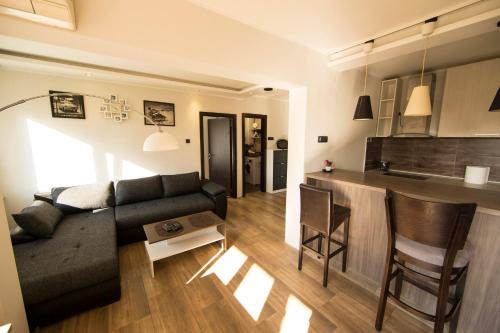 Vracar Apartment | Ahoy Belgrade Luxury Apartment