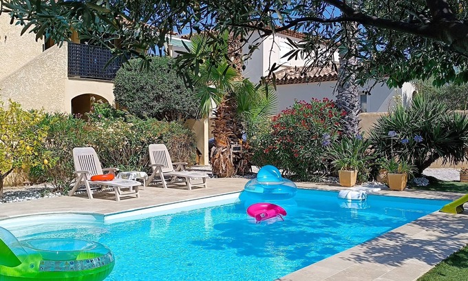 Saint-Cyr-sur-Mer Apartment | Air-conditioned villa with swimming pool in St Cyr sur Mer (Var)