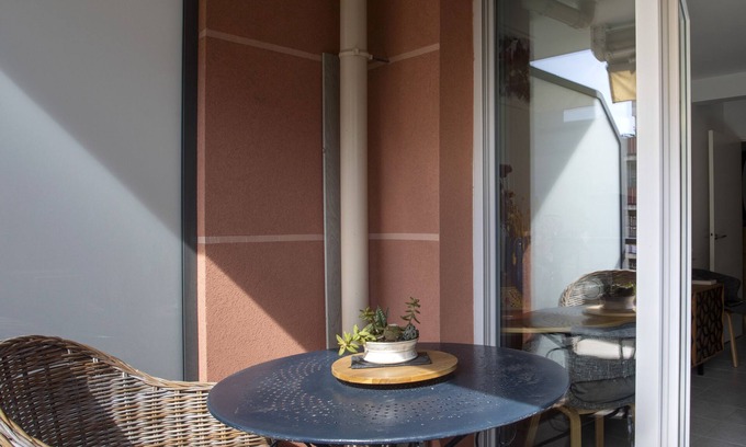 Liberation Apartment | Air-conditioned apartment near Libération district