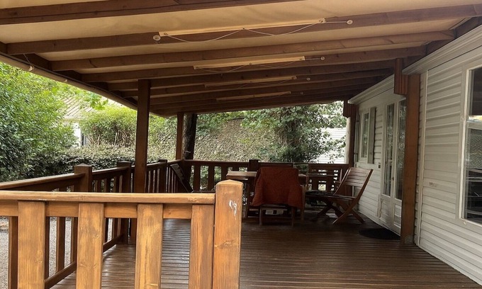 Lunel House | Air-conditioned mobile home with terrace - between sea and Camargue