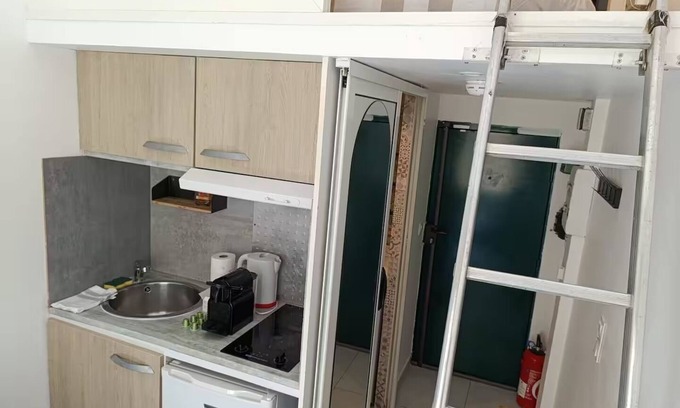 Nice City Centre Apartment | Air-conditioned studio near Promenade des Anglais