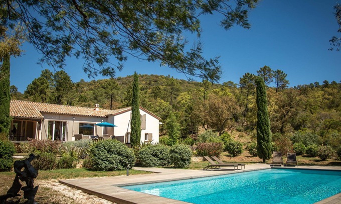 La Mole Villa | Air-conditioned villa with private pool