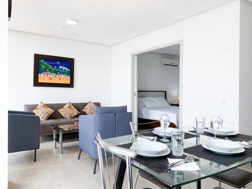 Simon Bolivar Apartment | Airbnb Guayaquil, Mall del Sol, Piso alto