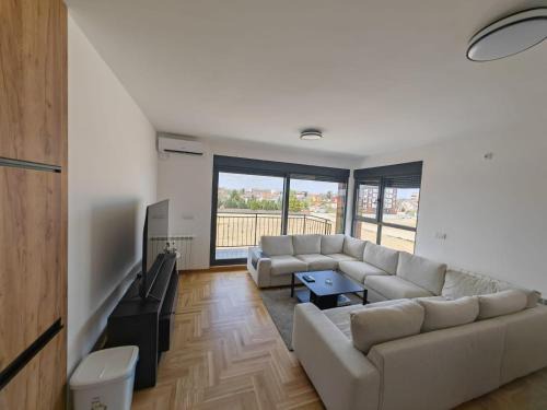 New Belgrade Apartment | Airport sunset apartment