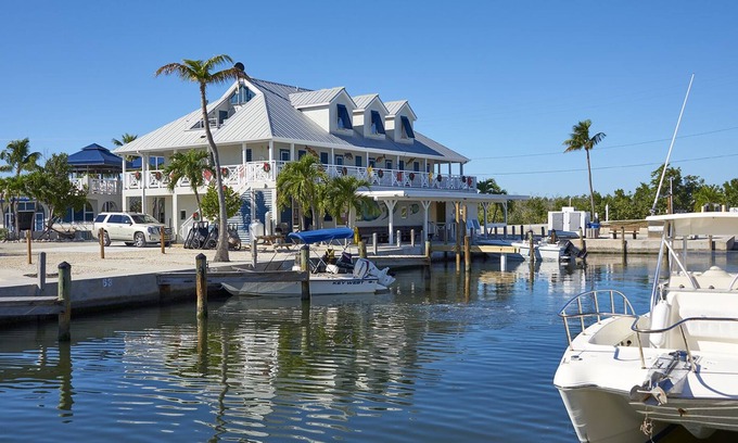 Coupon Bight Aquatic Preserve House | Airstream Glamping on the Ocean, MM 33 in the Fl Keys!