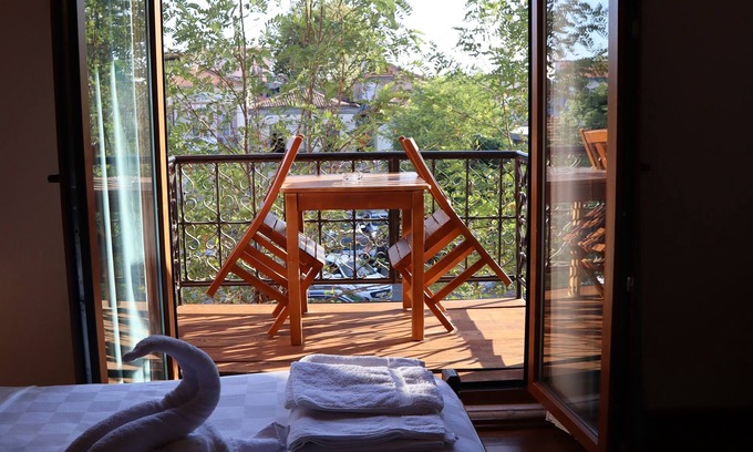 Ayvalik City Center Hotel | Akhan Guest House