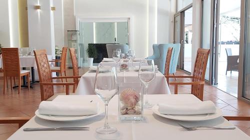 Polichrono Hotel | Akrogiali Exclusive Hotel (Adults Only)