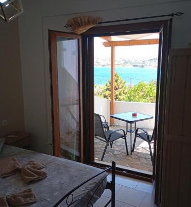 Drymonas Apartment | Akrogiali Rooms & Studios