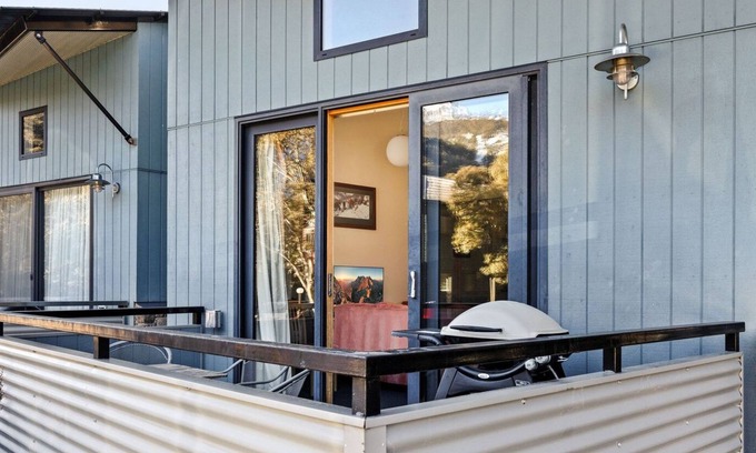 Thredbo Ski Chalet | Akuna Chalet 1 - Woodridge