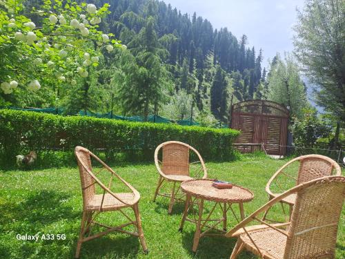 Laripora House | Al-Ayaan Guest House