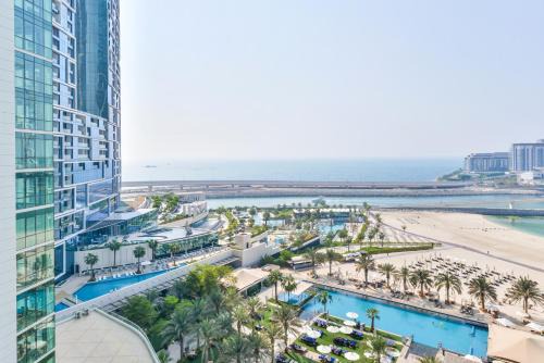 Dubai Marina Apartment | Al Bateen · Ultra Luxury JBR · Private Beach and Pool