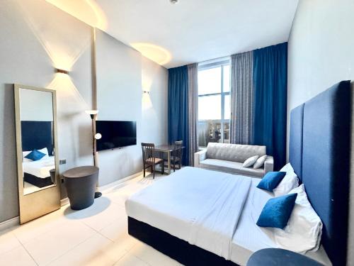 Jumeira 3 Apartment | Al Manara Classic Luxe Studio