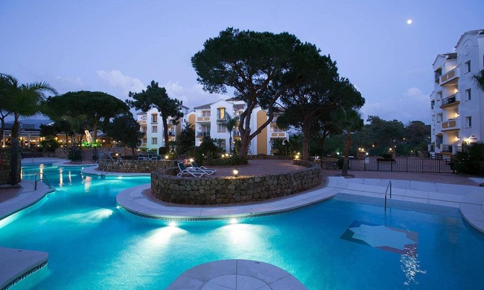 Nikki Beach Apartment | Alanda Club Marbella. 2 bedrooms 2 bathrooms. Air conditioner