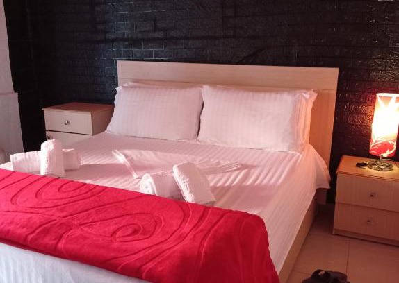 Tirana House | Alba Rooms