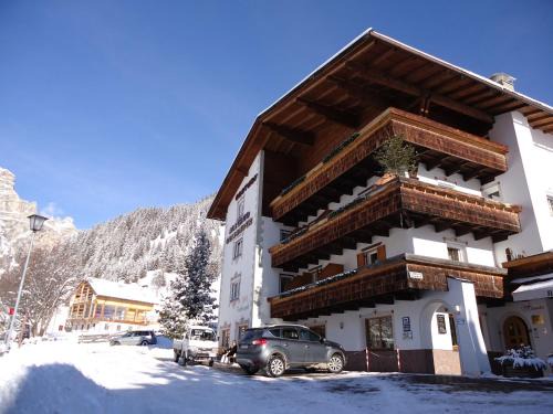 Corvara in Badia Hotel | Albergo Alisander