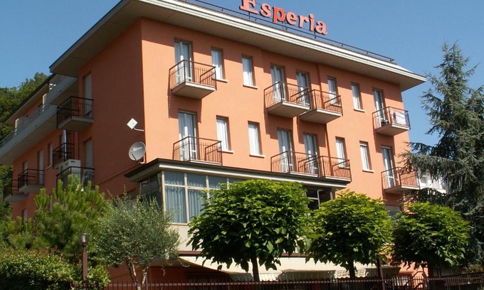 Bagni di Tabiano Hotel | Albergo Esperia