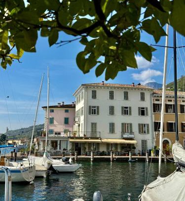 Gargnano Hotel | Albergo Gargnano