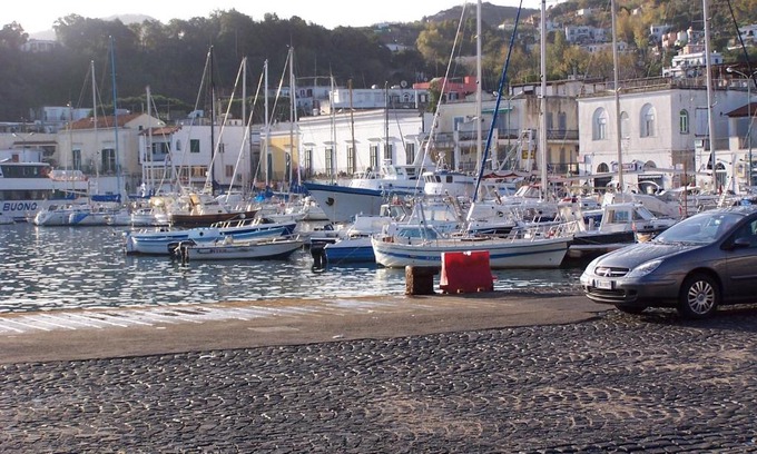 Ischia Porto Hotel | Albergo Locanda Sul Mare