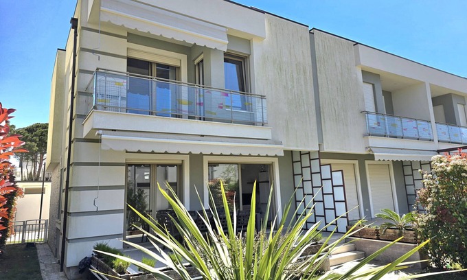 Ishem Villa | ALD161 - Vila 47 Dori