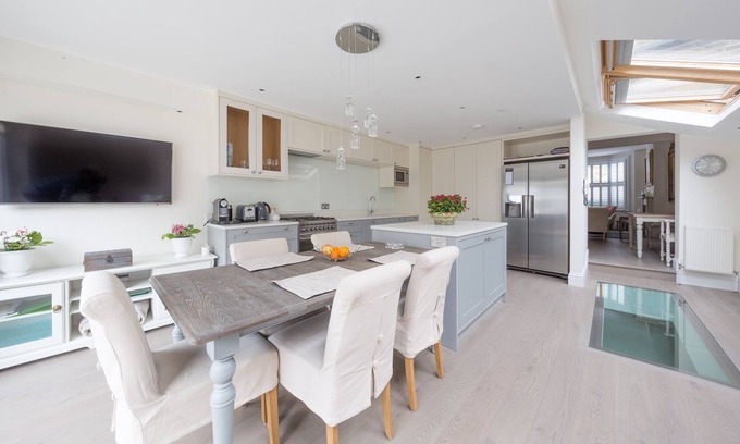 Fulham Apartment | Alderville Road | Pro-Managed