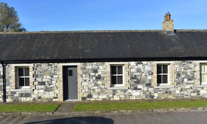 Leixlip Cottage | Alensgrove Cottages No. 10